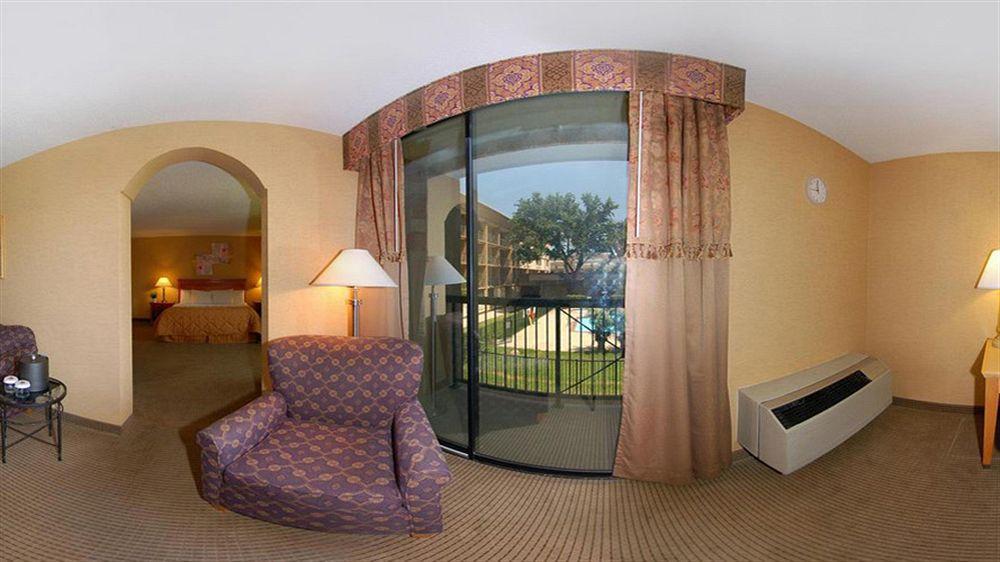 Clarion Hotel Park Central Dallas Esterno foto