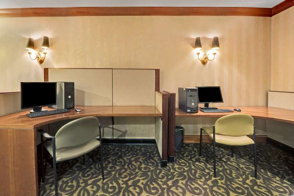 Clarion Hotel Park Central Dallas Servizi foto